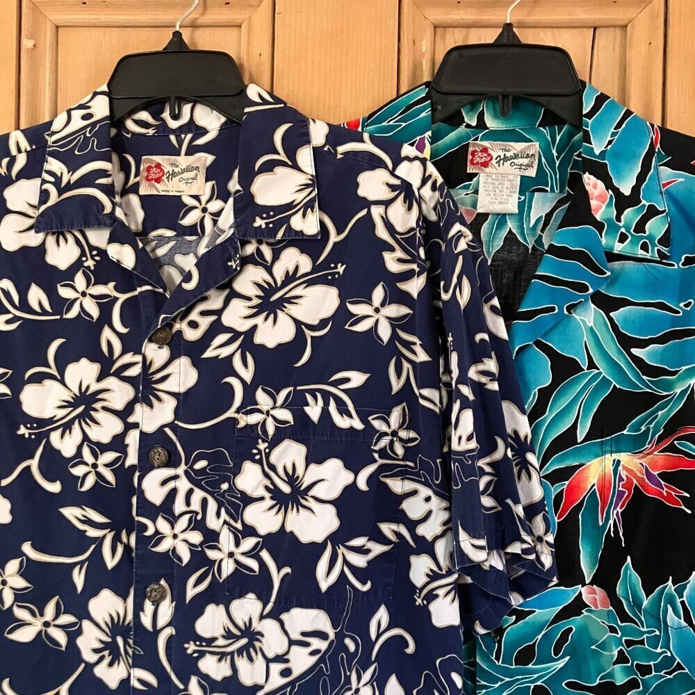 Hilo Hattie Mens Vintage Y2K (2) SET Hawaiian Floral Shirts Sz Large Blue SP EXC - Picture 1 of 12